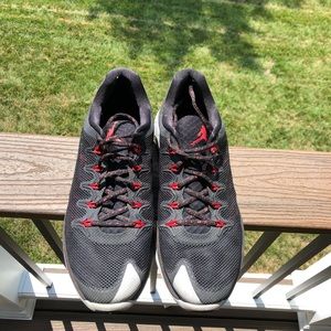 AIR JORDAN TRAINING SHOES